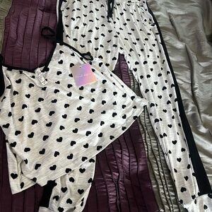 Nicole Miller Black and White Heart Pajama Set - Women’s XL